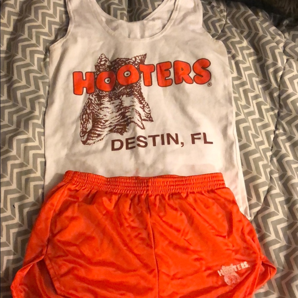 Hooters Halloween Costume Set